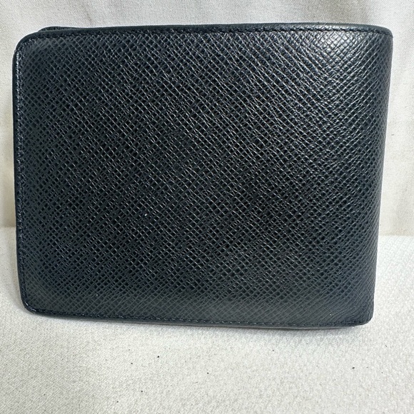 Louis Vuitton Wallet - Picture 2 of 11